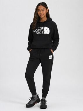 The North Face Black Women’s Jogger Set – XL